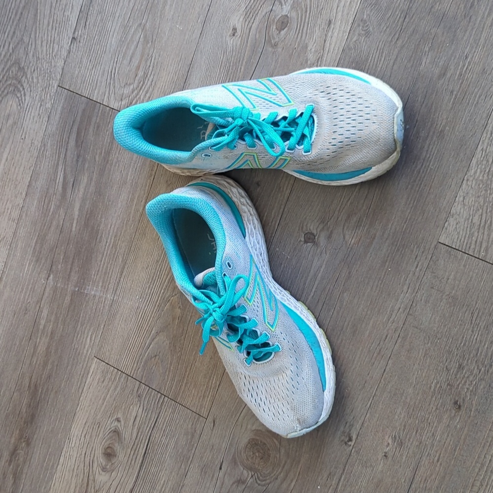 New Balance v880